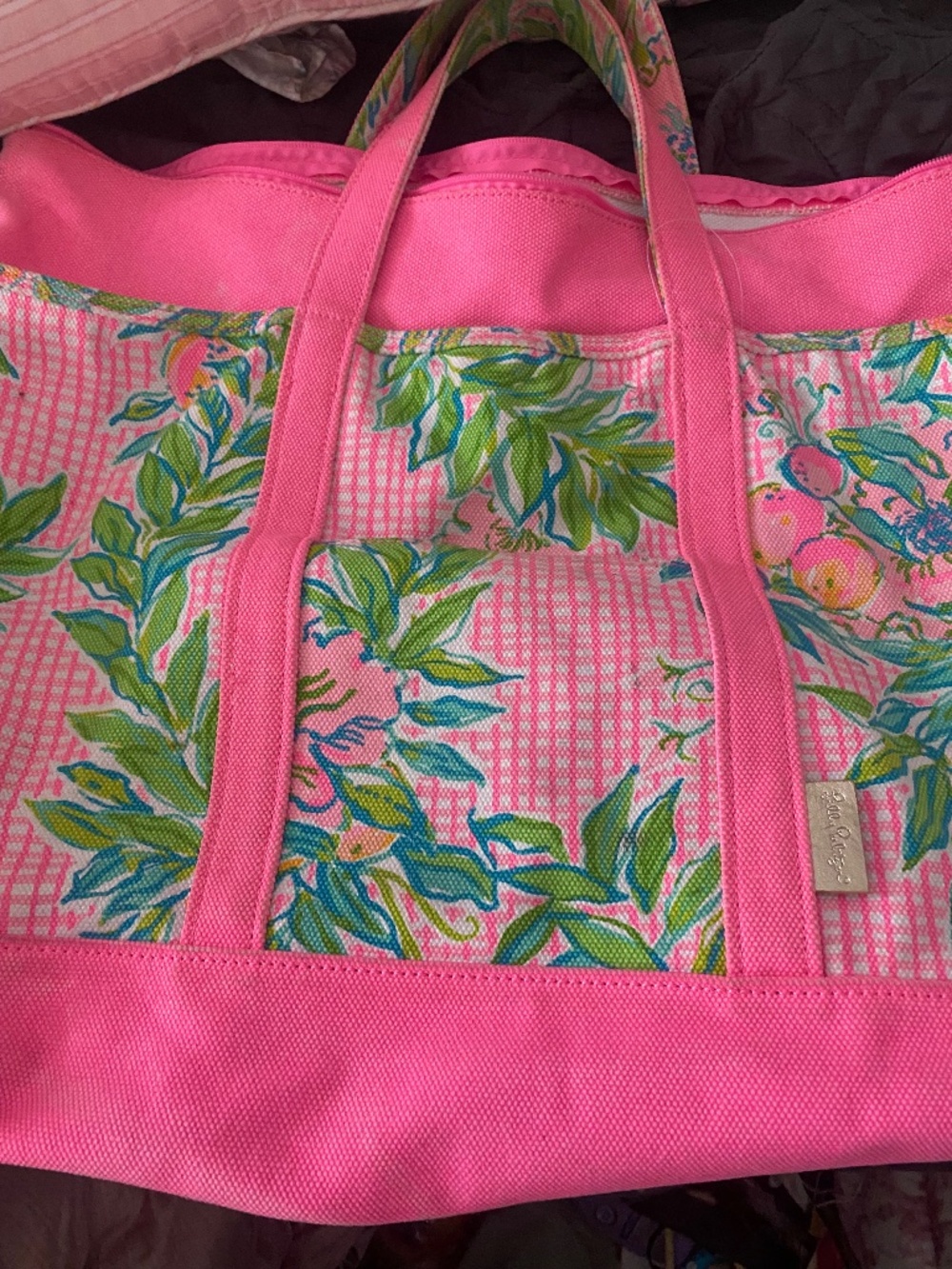 Rare Lilly Pulitzer Mercato Tote in Beliefing